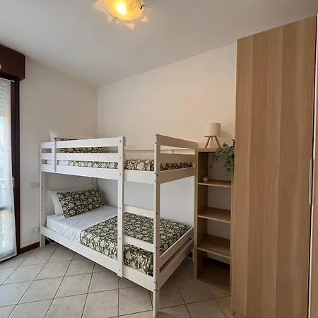 Apartment Seafair